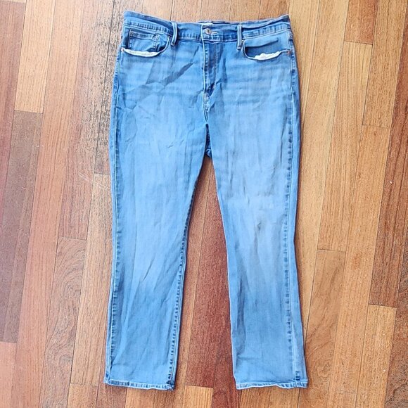 Denizen from Levi's Light Wash High-Rise Straight Jeans Size W32 L28 14 Short - Picture 4 of 15